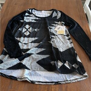 LuLaRoe Black and White Patterned Long Sleeve Top